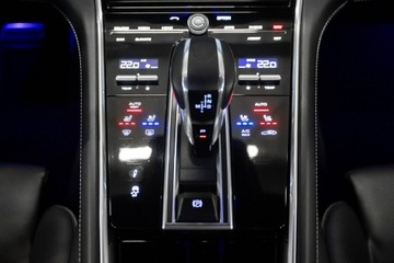 Porsche Panamera II Executive 4.0 550KM 2019 Porsche Panamera Turbo 550 KM. Gwarancja 03.2028., zdjęcie 26