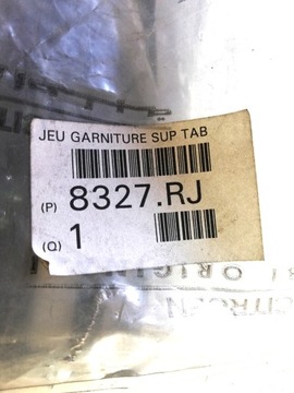 KRYT SEDADLA ZADNÍ PEUGEOT 106 8327RJ OE!