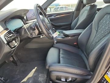 BMW Seria 5 G30-G31 2021 BMW Seria 5 530xi 2021 2.0l 2.0 Benzyna 248KM, zdjęcie 7