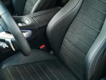 Mercedes GLE V167 SUV Facelifting 2.0 300d 269KM 2025 MERCEDES-BENZ GLE 300 d 4-Matic AMG Line 2.0 (269KM) 2025, zdjęcie 4