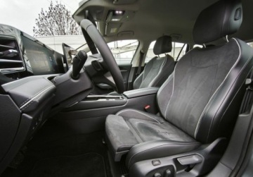 Volkswagen Passat B9 2024 Volkswagen Passat Elegance Pakiety, ACC, Head-Up, LED Matrix, GPS, ergoAc, zdjęcie 6