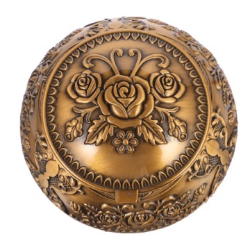 ЕВРОПЕЙСКАЯ ВИНТАЖНАЯ ПЕПЕЛЬНИЦА УКРАШЕНИЕ ДОМА ОТ ЯПЕЛЬНЫХ МУХ