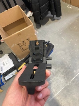 ПОДЪЕМНИК ДЛЯ РАСШИРИТЕЛЬНОЙ СТОЙКИ ДЛЯ ЛАЗЕРНОГО УРОВНЯ РЕЗЬБА 1/4 И 5/8