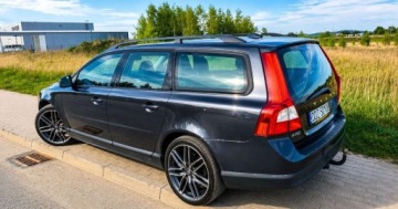 Volvo V70 III Kombi 2.0 TD 136KM 2009 Volvo V70 2.0D 136KM Skora NaviPL Tempomat Hak 2.0 Diesel 136KM, zdjęcie 1