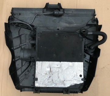 AUDI Q7 4M POUZDRO FILTRU VZDUCHU 4M0133837