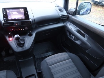 Opel Combo E Kombivan 1.2 Turbo 110KM 2019 Opel Combo 1.2 Turbo, Salon Polska, Serwis ASO, zdjęcie 7