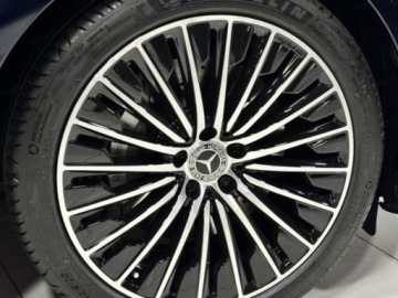 Mercedes Klasa E W214 Sedan 2.0 220d 197KM 2025 E Klasa 220 d 4-Matic AMG 2.0 (197KM) 2025, zdjęcie 19