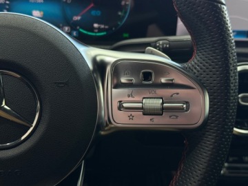 Mercedes Klasa A W177/V177 Hatchback Plug-In 1.3 250e 218KM 2020 Mercedes-Benz A 250 e AMG Line / Plug In / Fotele, zdjęcie 21