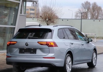 Volkswagen Golf VIII 2025 Volkswagen Golf Climatronic, LED, pakiet zimowy, dostepny od reki 1.5, zdjęcie 4