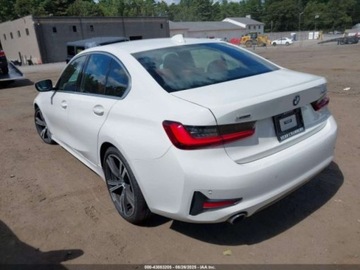 BMW Seria 3 G20-G21 2022 BMW Seria 3 330i xDrive 2022 2.0l 2.0 Benzyna 255KM, zdjęcie 3