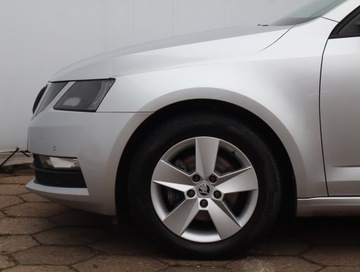 Skoda Octavia III Liftback Facelifting 1.4 TSI 150KM 2017 Skoda Octavia 1.4 TSI, Salon Polska, GAZ, Klima, zdjęcie 11