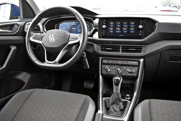 Volkswagen T-Cross SUV 1.0 TSI 110KM 2022 Volkswagen T-Cross Bezwypadkowy / Salon Polska /, zdjęcie 15