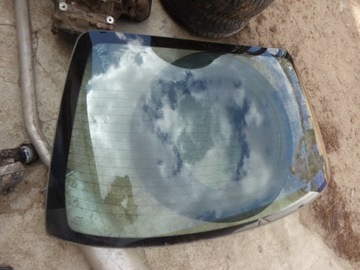 NISSAN ALMERA N16 00-02 SKLO (OKNO) KAROSERIE ZADNÍ SEDAN