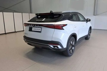 Omoda 5 1.6 T-GDI 147KM 2025 Omoda 5 Premium Bogate wyposazenie Okno dachowe Od reki 1.6 Benzyna, zdjęcie 6