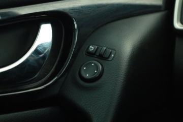 Nissan Qashqai II Crossover 1.2 DIG-T 115KM 2015 Nissan Qashqai 1.2 DIG-T, Navi, Klima, zdjęcie 16