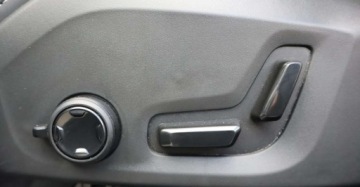 Volvo XC60 II Crossover Plug-In Facelifting 2.0 T6 350KM 2023 Volvo XC 60 T6 PLUG-IN PLUS DARK 350KM Salon POLSKA I Wlasciciel Gwarancja, zdjęcie 14