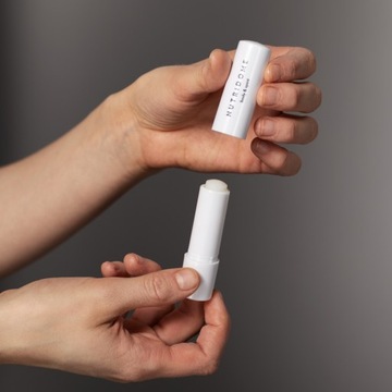 NUTRIDOME увлажняющая защитная помада