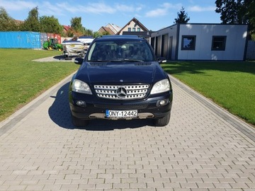 Mercedes Klasa M W164 Off-roader 3.0 V6 (320 CDI) 224KM 2007 Mercedes ML 320 3.0cdi V6 4Matic Bez Pneumatyki, zdjęcie 4
