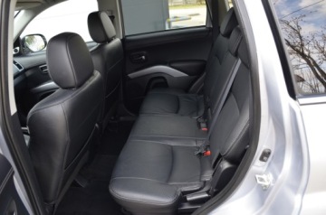 Mitsubishi Outlander II 2013 2.0i 150KM SERWIS NAVI KAMERA SKÓRA XENON EL.FOTELE GRZ.FOTELE, zdjęcie 23