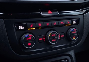 Volkswagen Sharan II Van Facelifting 1.4 TSI 150KM 2022 Volkswagen Sharan 1.4TSI 150KM DSG Highline Bixenon CarPlay FV23 SAlon PL, zdjęcie 21