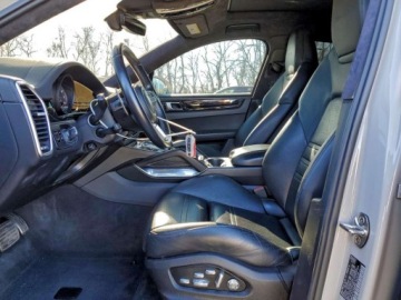Porsche Cayenne III 2020 Porsche Cayenne Turbo Coupe 2020 4.0 Benzyna 541KM, zdjęcie 7