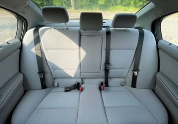 BMW Seria 3 E90-91-92-93 Limuzyna E90 318i 129KM 2006 BMW Seria 3 BMW Seria 3 318i 2.0 Benzyna 129KM, zdjęcie 26