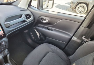 Jeep Renegade SUV Seria 7/8 1.5 Turbo MHEV 130KM 2024 Jeep Renegade e-Hybrid MY24 ALTITUDE MHEV T4 Turbo 130KM DCT7 1.5 Hybryda, zdjęcie 18