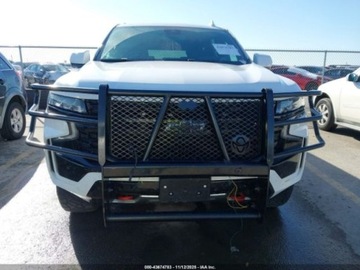 Chevrolet Suburban GMT900 2023 Chevrolet Suburban 2023r., 4x4, 5.3L 5.3 Benzyna 355KM, zdjęcie 6