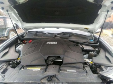 Audi Q8 2021 Audi Q8 2021 AUDI Q8 PREMIUM PLUS 55 TFSI QUATTRO TIPTRONIC 3.0 Benzyna, zdjęcie 17