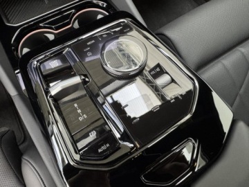 BMW Seria 5 G90-91 Touring 2.0 520d 197KM 2025 BMW Seria 5 Touring 520d xDrive Sport Combi 2.0 (197KM) 2025, zdjęcie 12