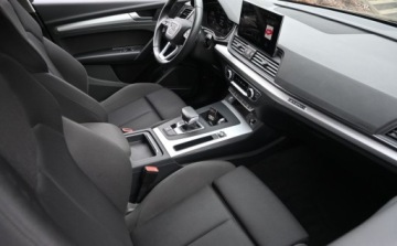 Audi Q5 II SUV Facelifting 2.0 40 TDI 204KM 2022 Audi Q5 2,0 TDI 204 KM QUATTRO S-LINE Full led Nawigacja Kamera serwisowany, zdjęcie 20