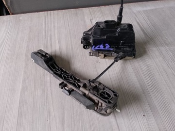 NISSAN PRIME P12 02- ZÁMEK PRAVÝ PŘEDNÍ