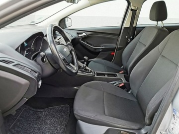 Ford Focus III Kombi Facelifting 1.6 TDCi 95KM 2016 Ford Focus 1.6 TDCI SALON PL FV 23% 1-Wł LIFT, zdjęcie 10