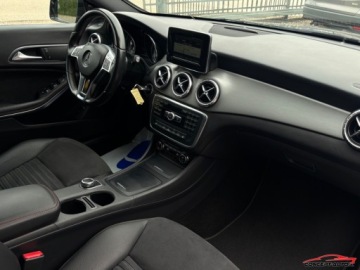 Mercedes CLA C117 Coupe 1.6 200 156KM 2014 Mercedes-Benz CLA AMG Navi Parkdistance Led Xenon Automat 1.6 Benzyna 156KM, zdjęcie 20