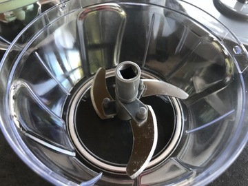 SIEKACZ KUCHENNY DO CEBULI WARZYW UNIWERSALNY KRAJACZ OLDMAN SZNURKOWY