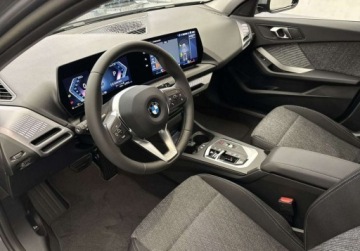 BMW Seria 1 F70 Hatchback 2.0 118d 150KM 2025 BMW Seria 1 BMW 118 BMW 118 d 150 KM M-Sport aut Gwarancja fabryczna 2.0, zdjęcie 9