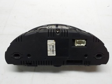 MERCEDES W639 PŘÍSTROJOVÁ DESKA TACHOMETR