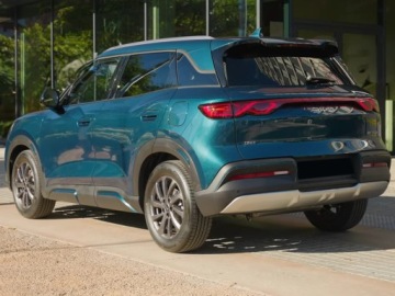 BYD 2026 BYD ATTO 2 DM-i Boost Suv (212 KM) 2026, zdjęcie 3