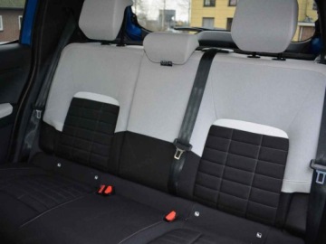 Citroen C3 IV 2025 Od ręki - Max 1.2 T 100KM / Pakiet Zimowy, zdjęcie 9