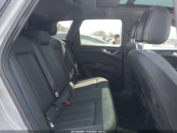 Audi Q4 2024 Audi Q4 e-tron E-TRON PREMIUM PLUS 55 QUATTRO, 2024r., 4x4, Elektryczny, zdjęcie 9