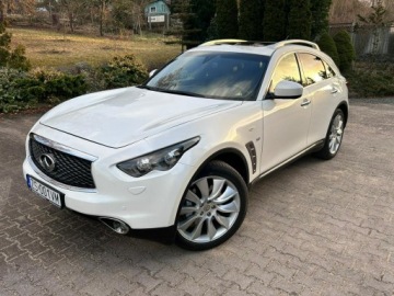 Infiniti QX70 3.7 V6 320KM 2017 Infiniti QX70 S Premium 3.7 V6 320KM | PO REMONCIE, zdjęcie 16