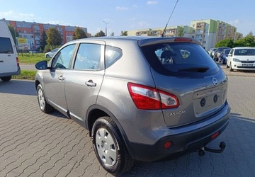Nissan Qashqai I Crossover 1.6 Start/Stop 117KM 2011 Nissan Qashqai Nissan Qashqai 1.6 Benzyna 117KM, zdjęcie 3