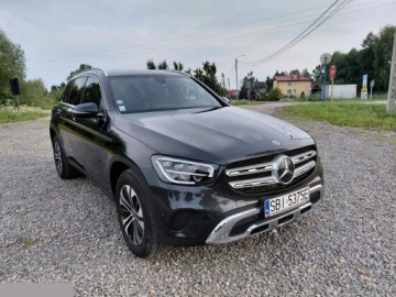 Mercedes GLC C253 SUV Plug-In 2.0 300de 306KM 2020 Mercedes-Benz GLC 2.0 Hybryda Plug-in 306KM AMG 2020r, zdjęcie 4
