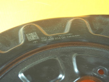 Audi Q3 83A 14KM Крышка диска передняя ПРАВАЯ 5q0615312f / 5q0400054ch