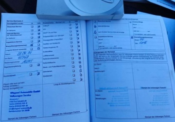 Volkswagen Touran II 1.6 TDI 105KM 2011 Volkswagen Touran Volkswagen Touran 1.6 TDI DPF Highline 1.6 Diesel 105KM, zdjęcie 27