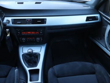 BMW Seria 3 E90-91-92-93 Coupe E92 320i 170KM 2008 BMW 3 320 i, Xenon, Klima, Klimatronic, Tempomat, zdjęcie 7