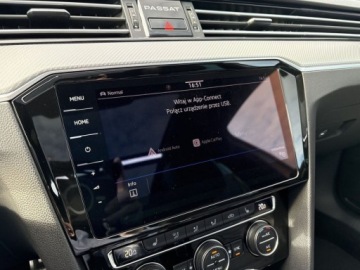 Volkswagen Passat B8 Variant 2.0 TDI BlueMotion SCR 190KM 2019 Volkswagen Passat TDI 190KM Highline R-Line Panorama Kam. 360 Keyless, zdjęcie 20