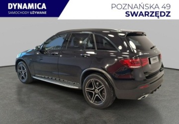 Mercedes GLC C253 SUV Plug-In 2.0 300de 306KM 2021 Mercedes-Benz GLC VAT 23 de 306KM automat 4matic 2021 r., salon PL, I wlas, zdjęcie 4