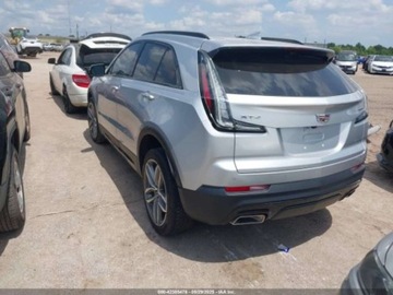 Cadillac 2022 Cadillac XT4 Sport 2022 2.0l 2.0 Benzyna 235KM, zdjęcie 3