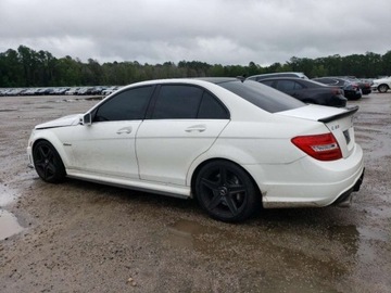 Mercedes Klasa C W205 2013 Mercedes-Benz Klasa C 63 AMG, 2013, 6.2L, od u..., zdjęcie 5